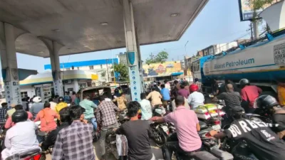 Darbhanga News: Darbhanga के पेट्रोल पंपों पर क्यों उमड़ रही है भारी भीड़, क्या शहर में खत्म होने वाला है पेट्रोल-डीजल?