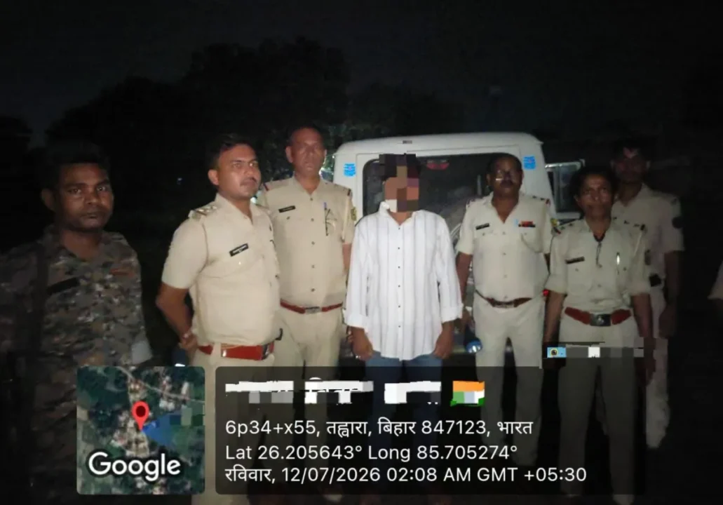 दरभंगा पुलिस दरभंगा पुलिस का बड़ा प्रहार: हत्या के अभियुक्त और कुर्की वारंटी गिरफ्तार, भारी मात्रा में नेपाली शराब जब्त