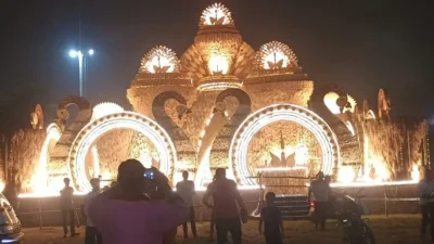 Dhanbad Kaali Pooja 2025: ईको-फ्रेंडली थीम और भव्य तैयारियों के बीच उमड़ा श्रद्धा और संस्कृति का संगम