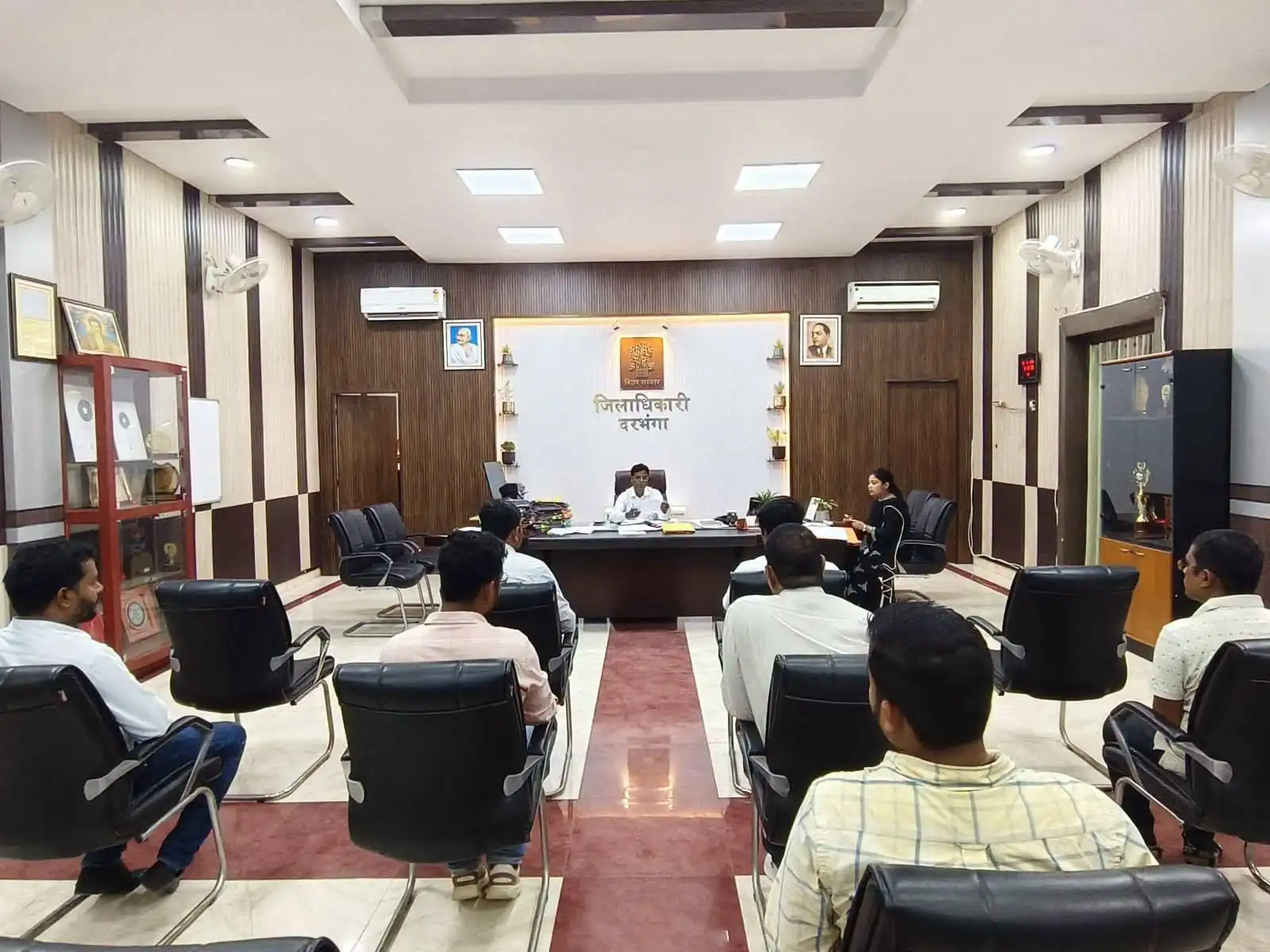 दरभंगा एम्स निर्माण के लिए नदियों से होगी सिल्ट और बालू की निकासी, डीएम ने की उच्चस्तरीय समीक्षा