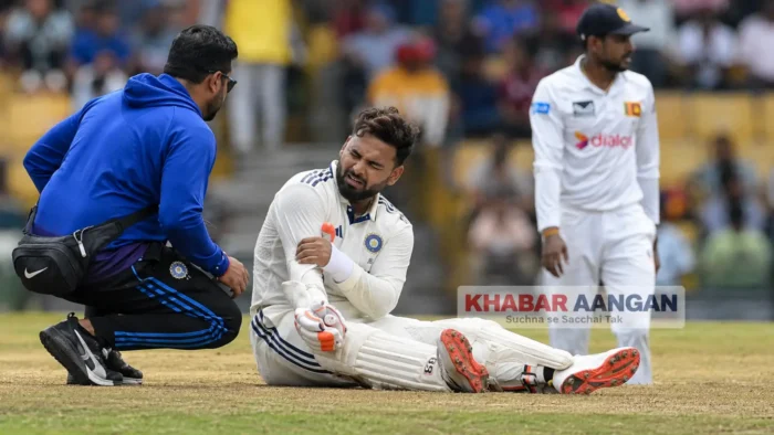 ऋषभ पंत ऋषभ पंत के साथ दूसरे टेस्ट में हुआ दर्दनाक हादसा, कलाई पर लगी गेंद और 3 रन पर छोड़ना पड़ा मैदान