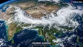 अंतरिक्ष से दिखा हैरान करने वाला नजारा, भारत से लेकर चीन तक फैली 4,000 किलोमीटर लंबी बादलों की विशाल पट्टी