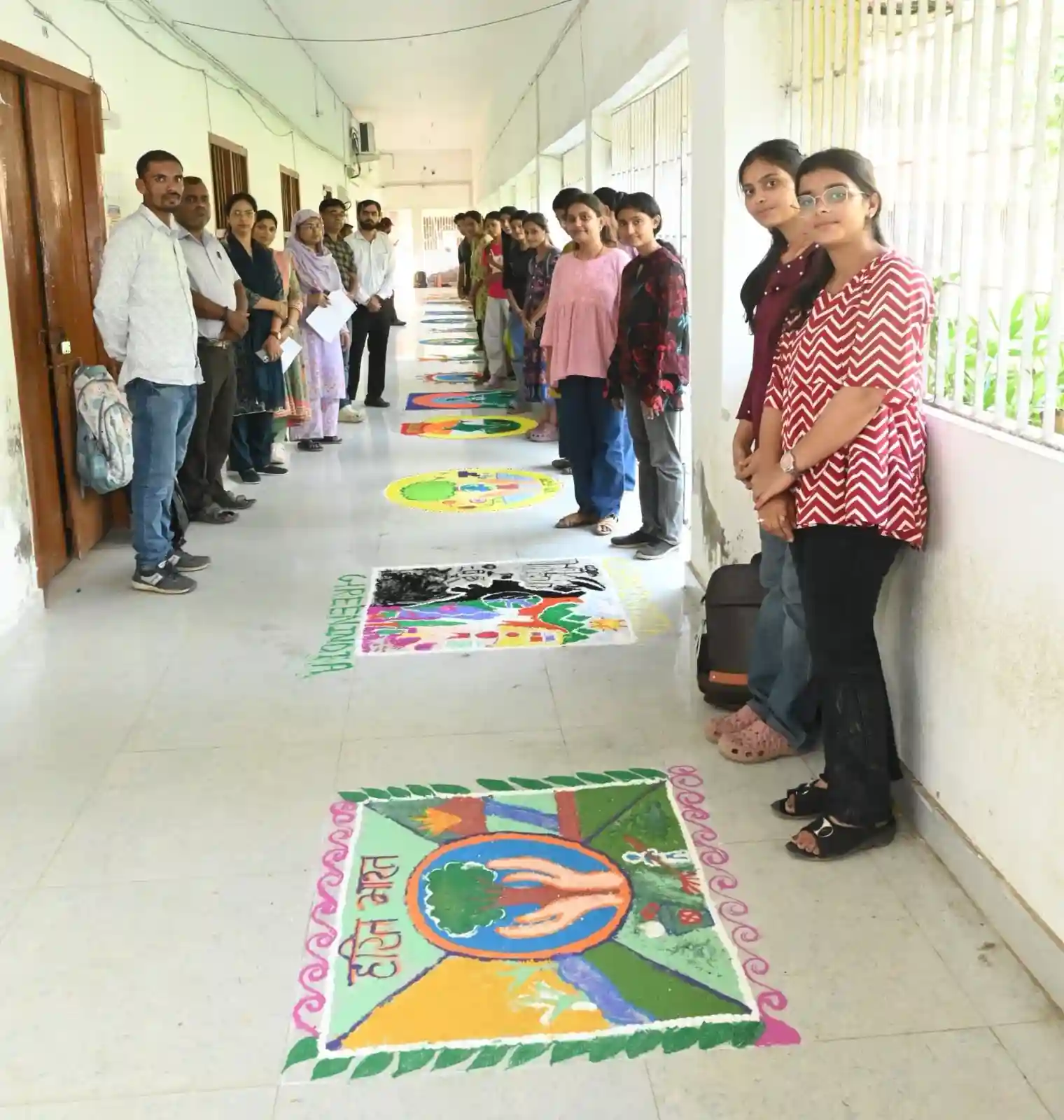 Darbhanga News एमके कॉलेज में \'स्वच्छता ही सेवा\' के तहत