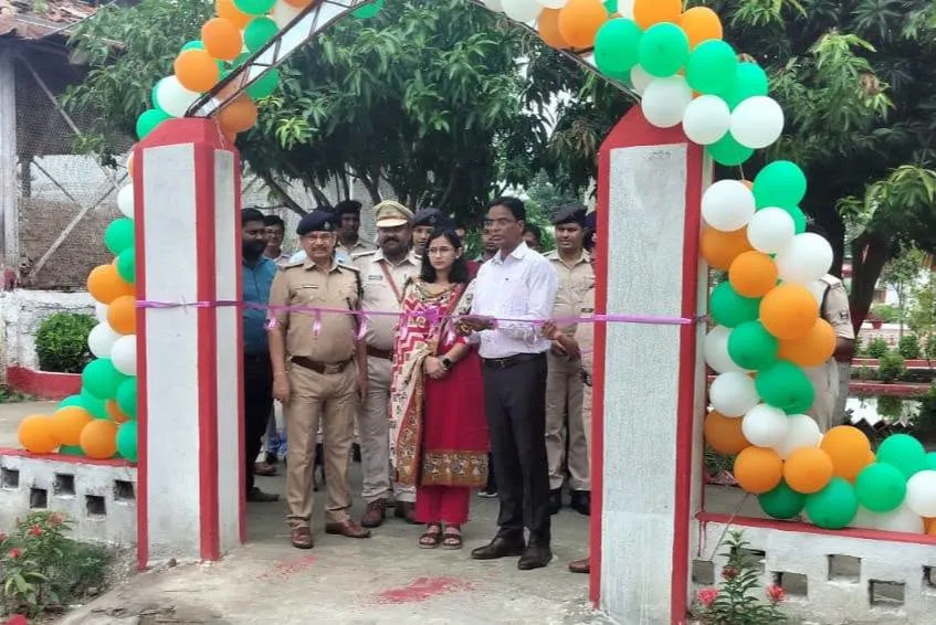 Darbhanga News डीएम कौशल कुमार और नगर एसपी ने मंडल कारा का