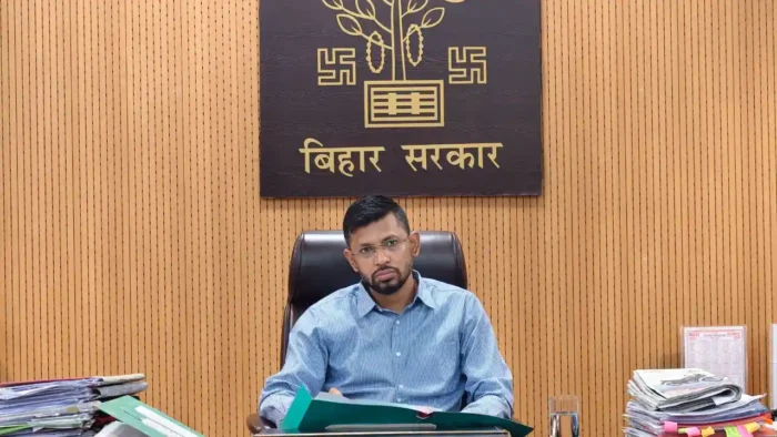 मुजफ्फरपुर Muzaffarpur News: मुजफ्फरपुर के सभी 16 प्रखंडों में 6 से 8 अक्टूबर तक लगेगा ‘सेवा सेतु शिविर’, 26 अक्टूबर तक होगा हर शिकायत का निपटारा