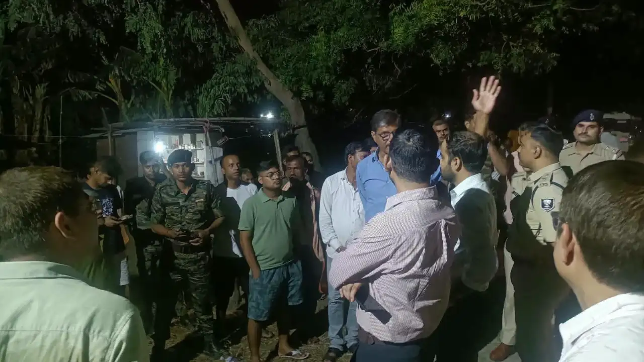 Samastipur News: ‘सेवा संकल्प एवं कायाकल्प’ अभियान को लेकर DDC ने की बड़ी बैठक, विकास और बदलाव पर जोर